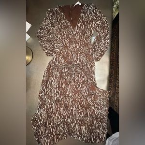 ASTR brown print midi dress NWT size Medium
